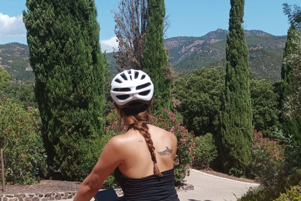 Balade vinicole en VTT éléctrique - au coeur de l'Estérel - Expérience Côte d'Azur