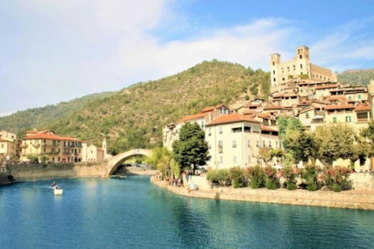 Bordighera, son marché & Dolceacqua - Expérience Côte d'Azur