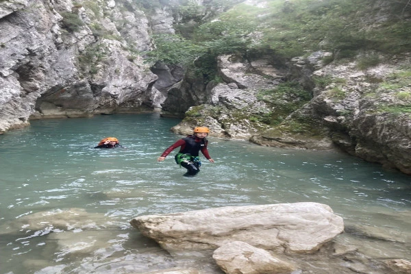 Canyon de Saint Auban - Niveau 2 - Intermédiaire - ¨PROMO - Expérience Côte d'Azur