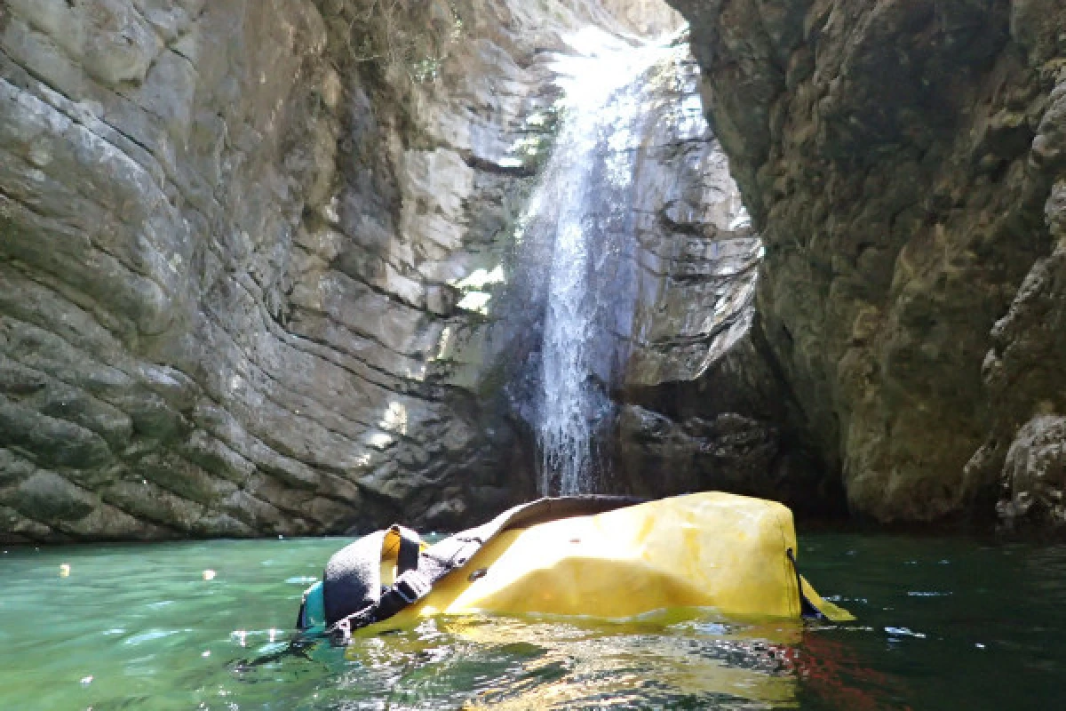 Canyoning d'aventure la Bollène - Vallée de la Vésubie - Expérience Côte d'Azur