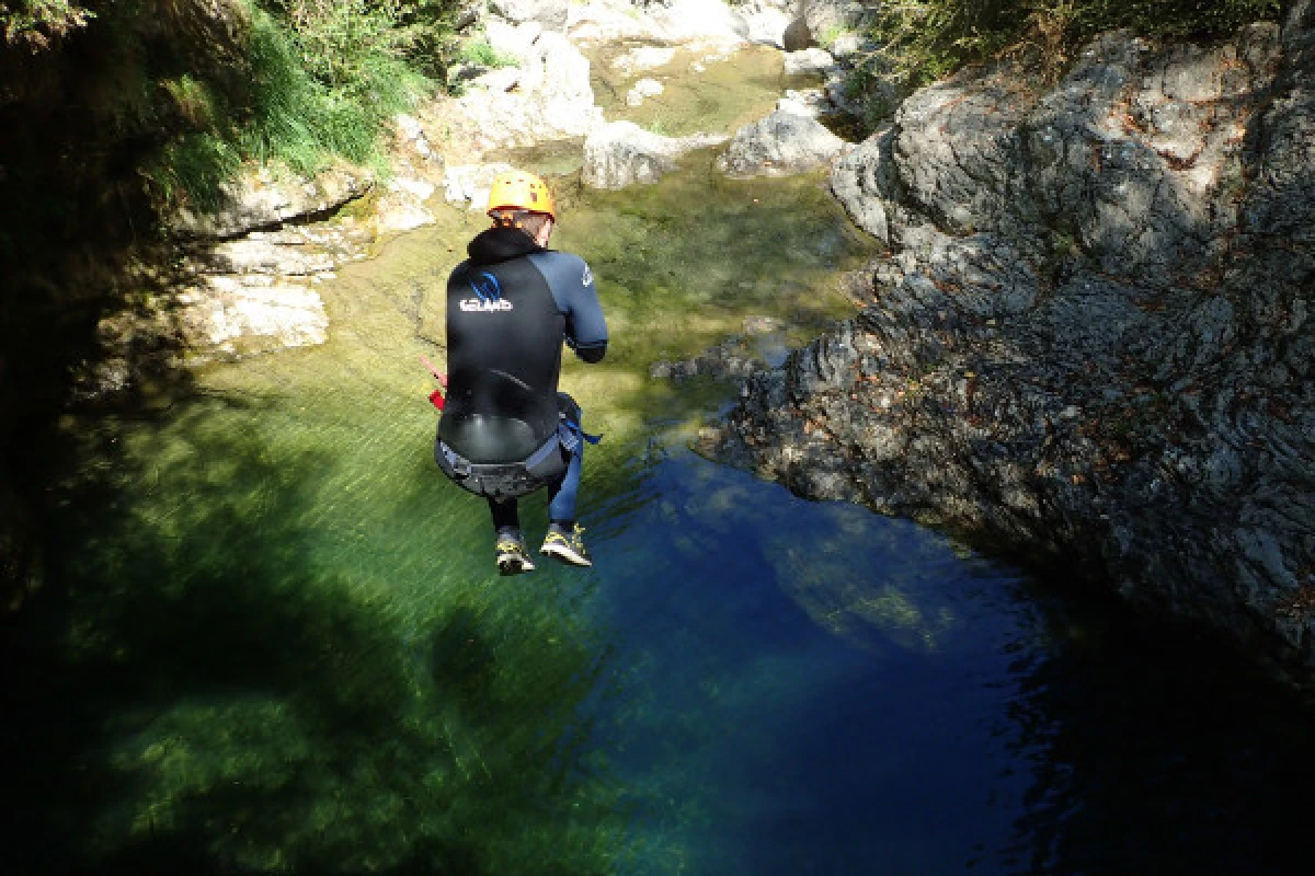 Canyoning d'aventure la Bollène - Vallée de la Vésubie - Expérience Côte d'Azur