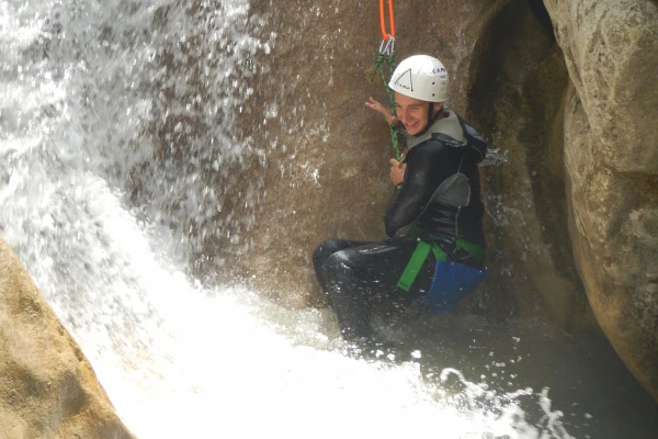 Canyoning le Gour du Ray, débutant 1/2 journée (+ 8 ans) - PROMO - Expérience Côte d'Azur