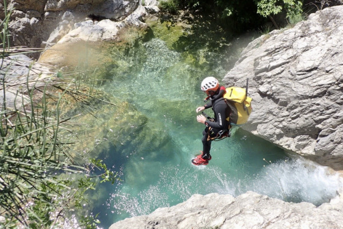 Canyoning Roya - Ruisseau d'Audin - Randonnée aquatique - Expérience Côte d'Azur