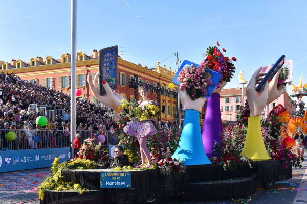 Carnaval de Nice 2025 - BATAILLE DE FLEURS - Excursion en autocar - Expérience Côte d'Azur