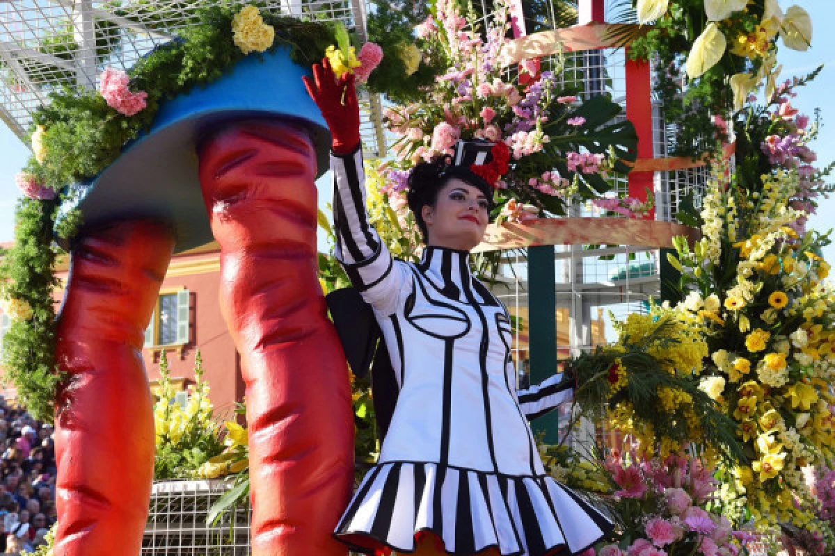 Carnaval de Nice 2025 - BATAILLE DE FLEURS - Excursion en autocar - Expérience Côte d'Azur