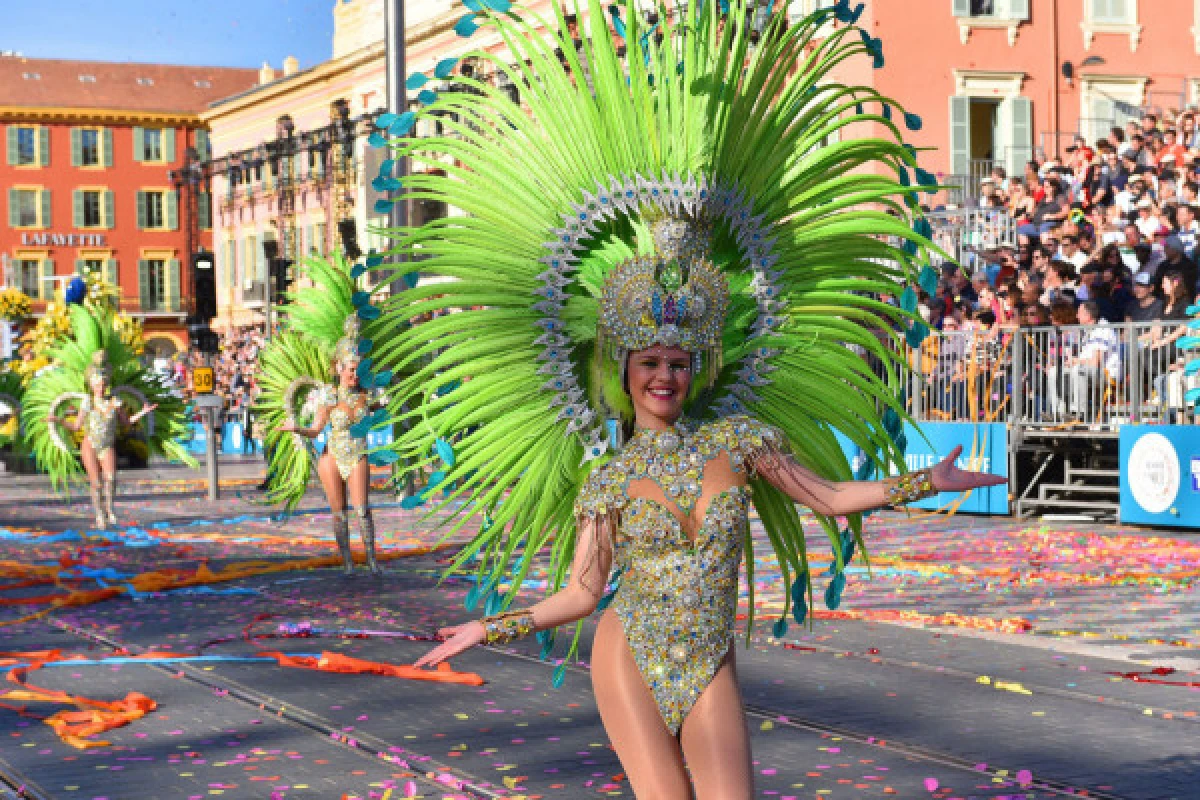 Carnaval de Nice 2025 - BATAILLE DE FLEURS - Excursion en autocar - Expérience Côte d'Azur