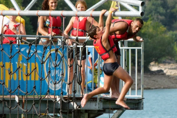 Combiné : Ninja Junior & Water Jump dès 9 ans - Expérience Côte d'Azur