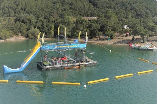 Combiné : Ninja Junior & Water Jump dès 9 ans - Expérience Côte d'Azur