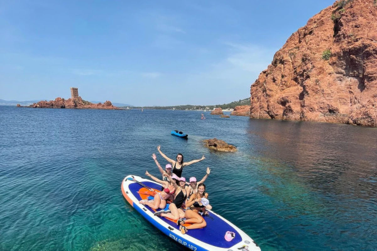 PROMO - Combo Groupe FULL DÉCOUVERTE : Excursion Calanques en paddle géant + Jeu de piste - Expérience Côte d'Azur