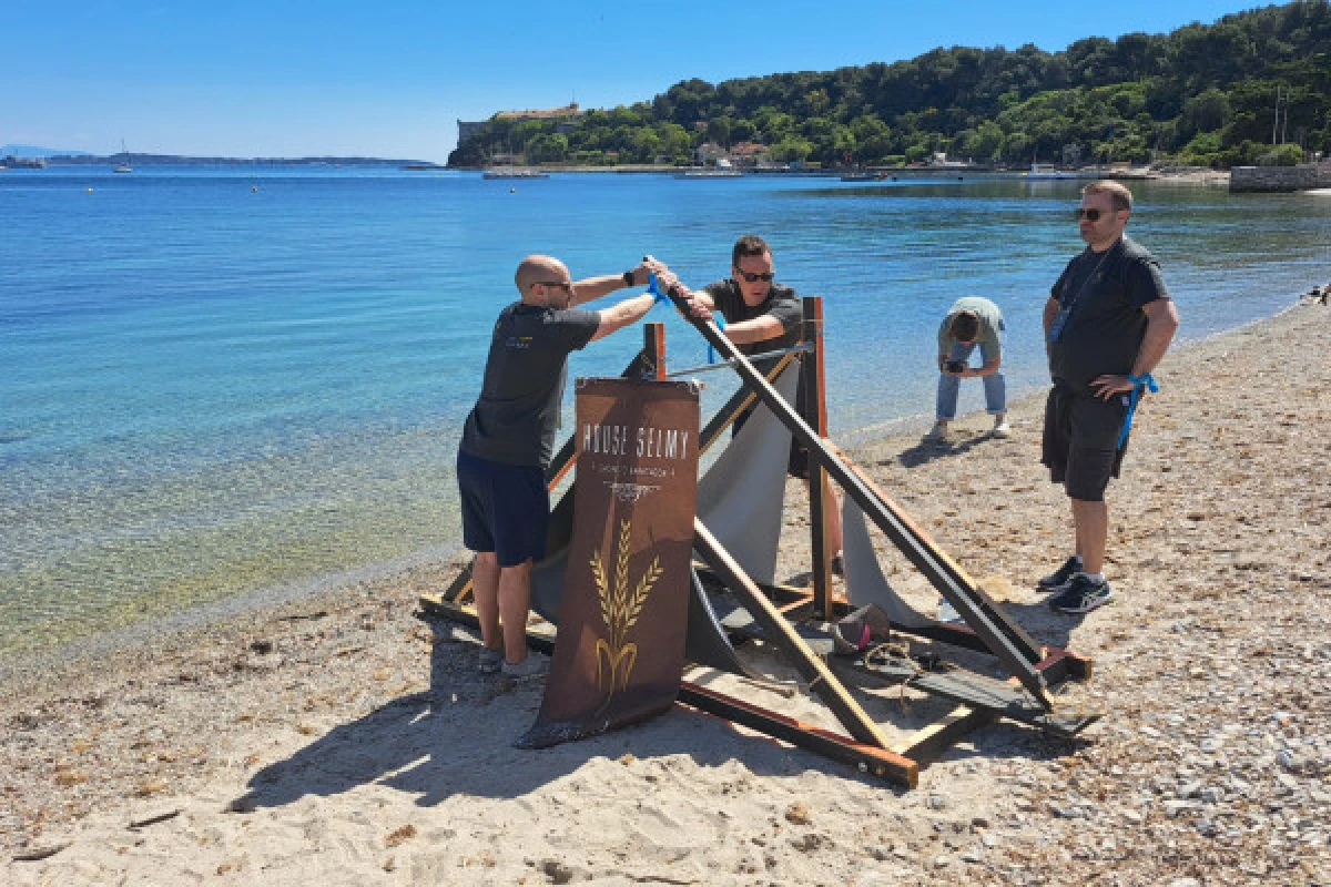 Construisez la plus belle catapulte et menez votre clan à la victoire ! - Expérience Côte d'Azur