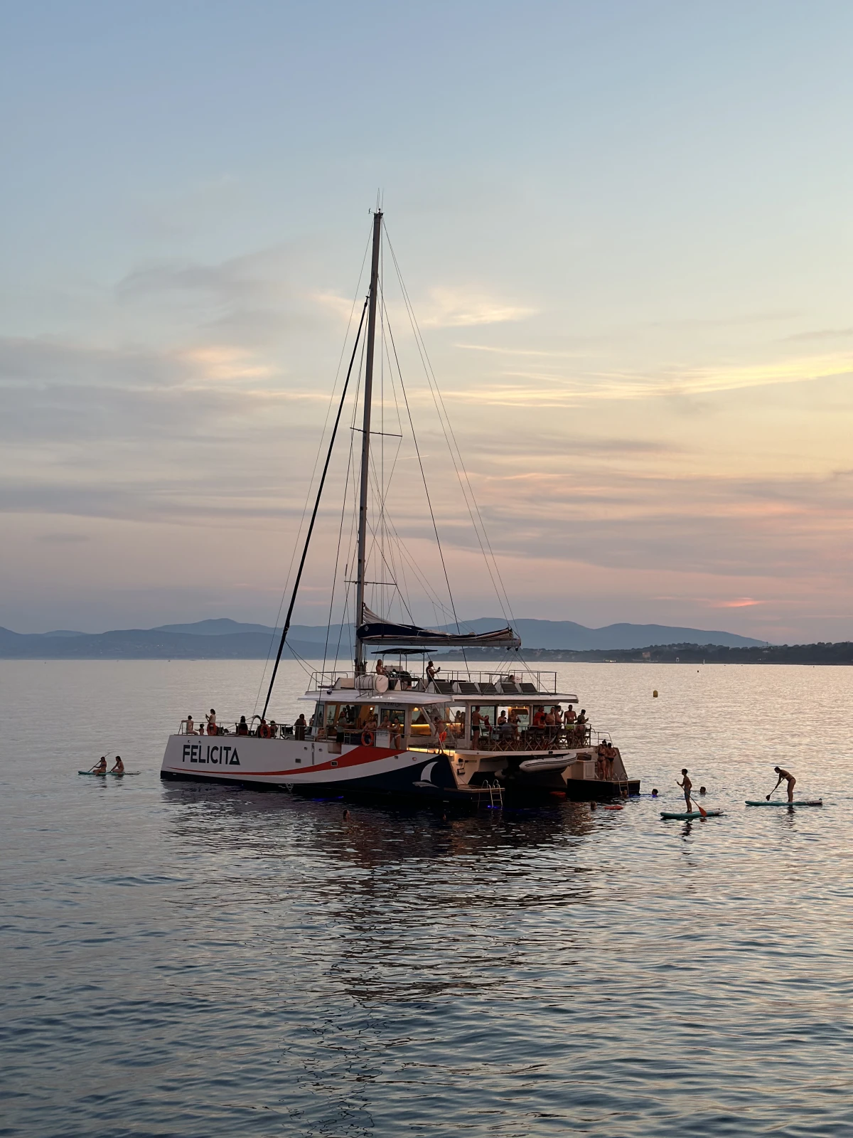 Catamaran  St Raphaël - Soirée Dîner Cap Dramont & Ile d'Or - Expérience Côte d'Azur