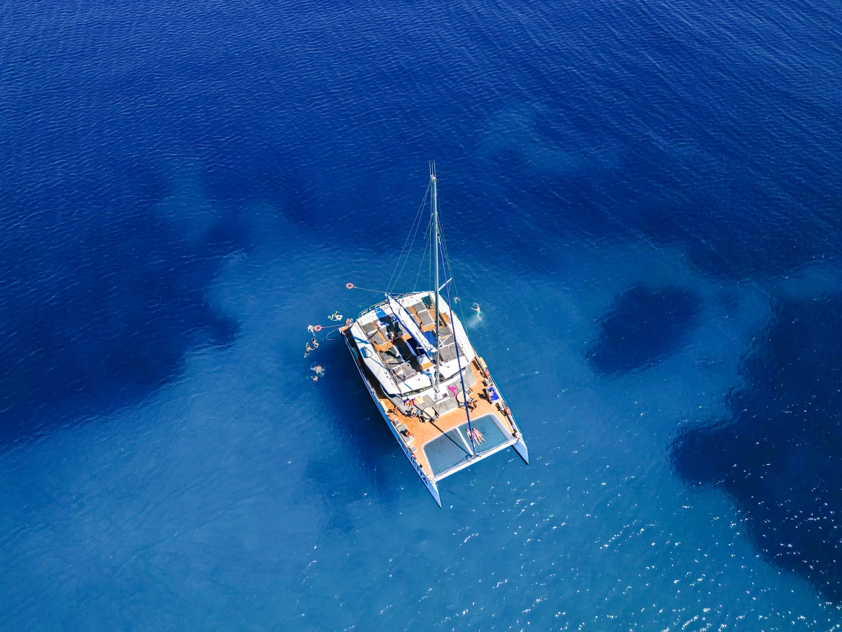 Catamaran St Raphaël - Brunch en mer - Les calanques de l'Estérel - PROMO - Expérience Côte d'Azur