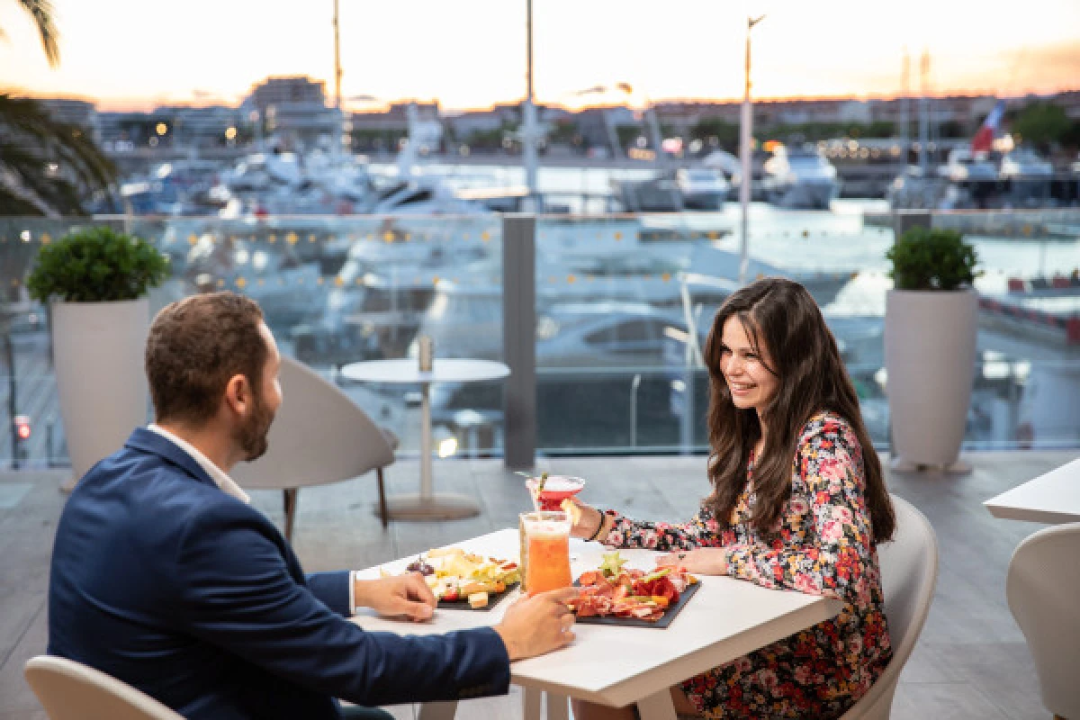 Dîner Saint-Valentin musicale au Casino - Saint-Raphaël - Expérience Côte d'Azur