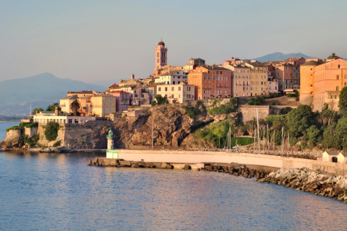 ESCAPE GAME EN VILLE BRAQUAGE BASTIA - Expérience Côte d'Azur