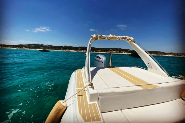 Privatisation bateau journée -Excursion en mer et snorkeling vers Saint Tropez - Expérience Côte d'Azur