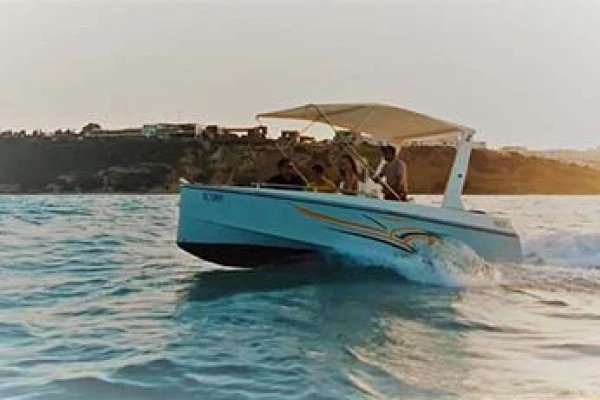 Excursion bateau avec skipper - les calanques de l'Estérel - Expérience Côte d'Azur
