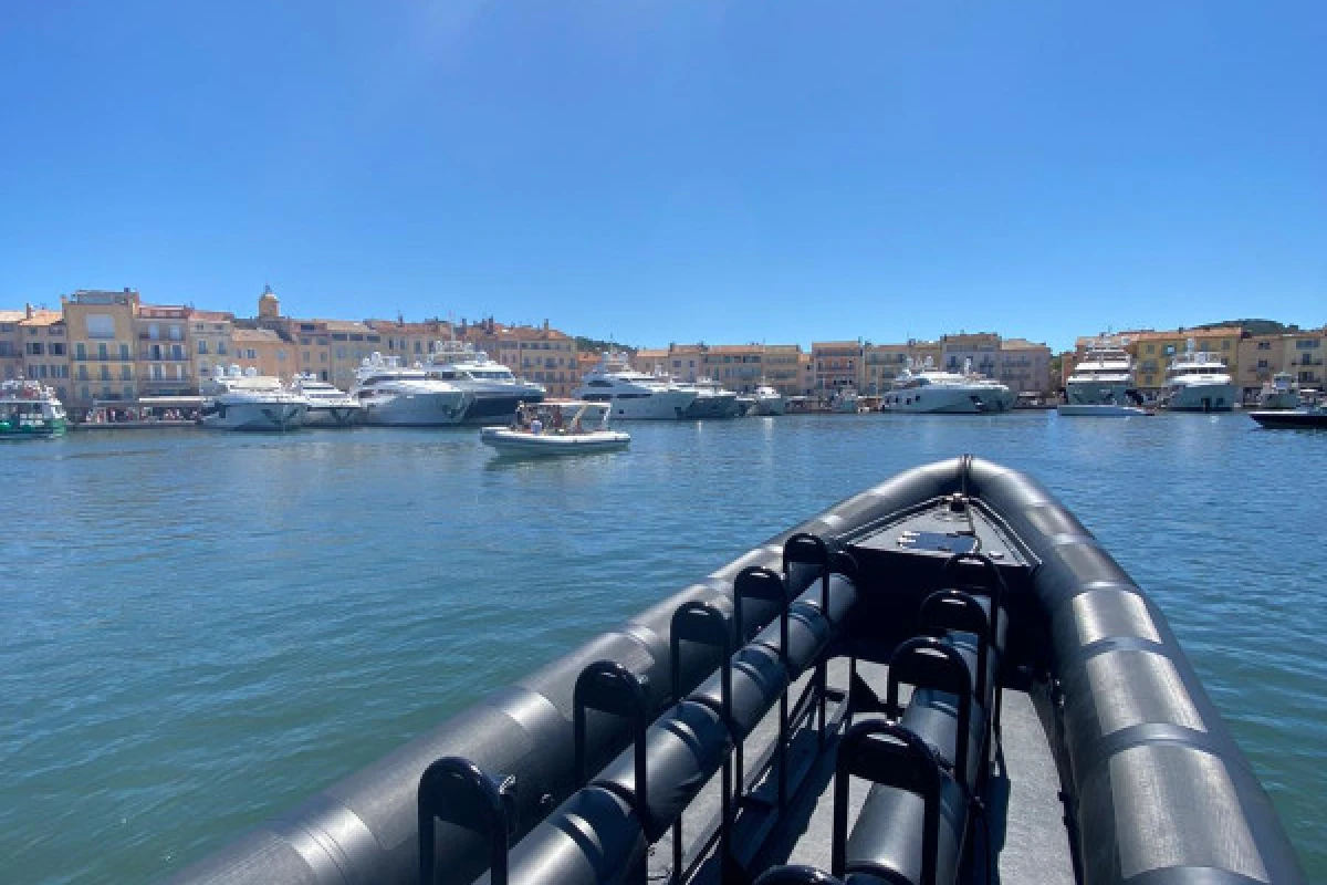 Excursion nautique - Cannes/St Tropez - Expérience Côte d'Azur