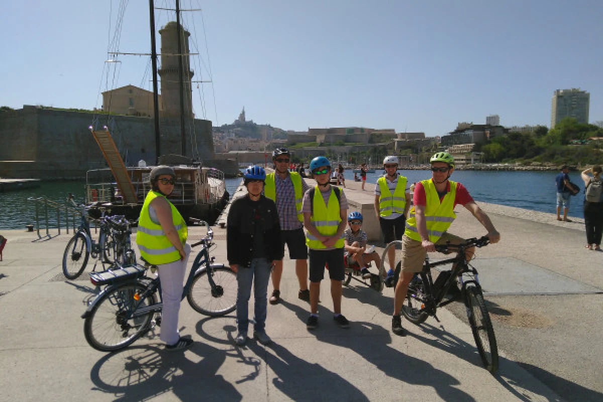 Grand tour de Marseille avec pick up - PROMO - Expérience Côte d'Azur