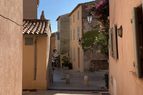 Visite de Saint-Tropez et apéritif gourmand - Expérience Côte d'Azur