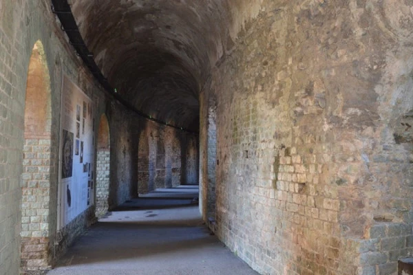 Guided tour "Provençal Pompeii" - Expérience Côte d'Azur