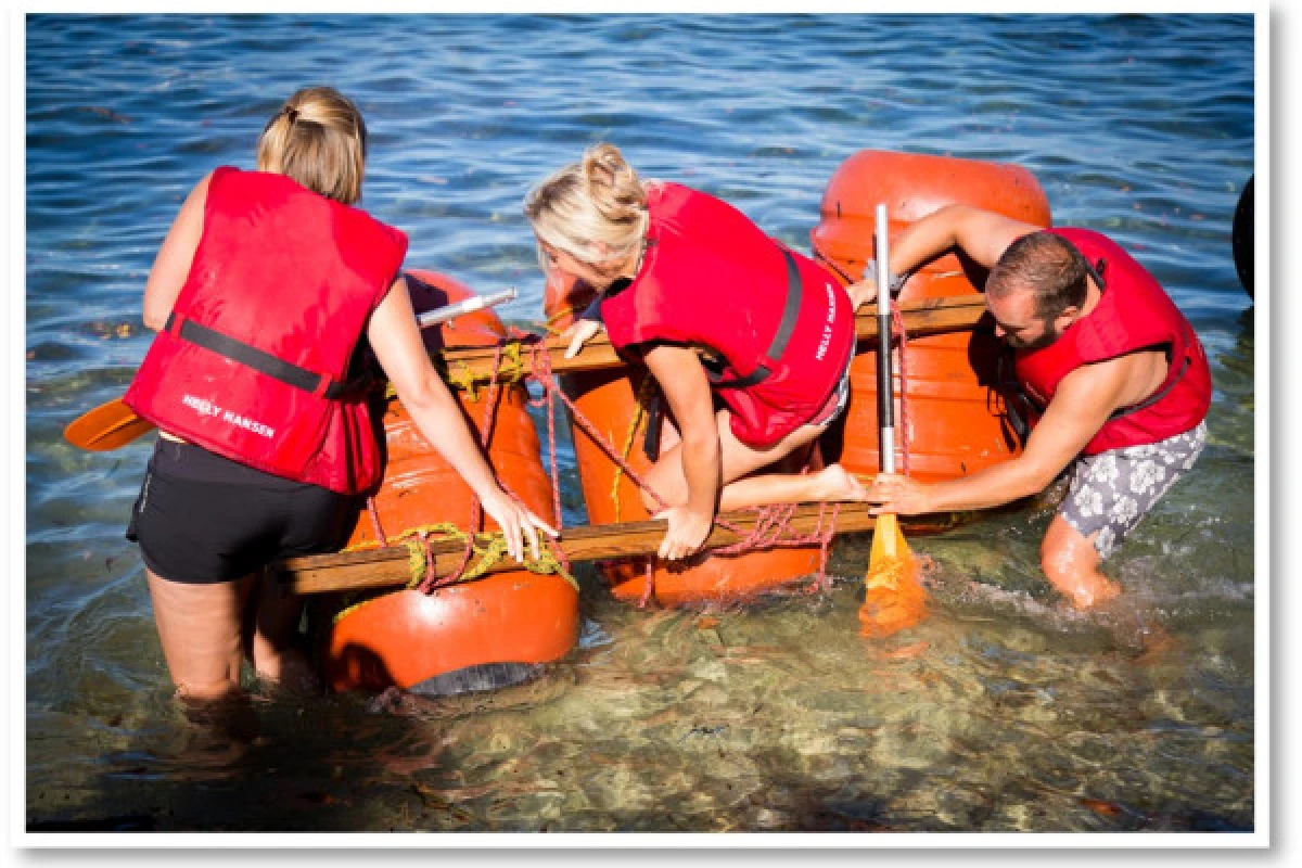 Challenge Island Aventures Beach Club - Expérience Côte d'Azur