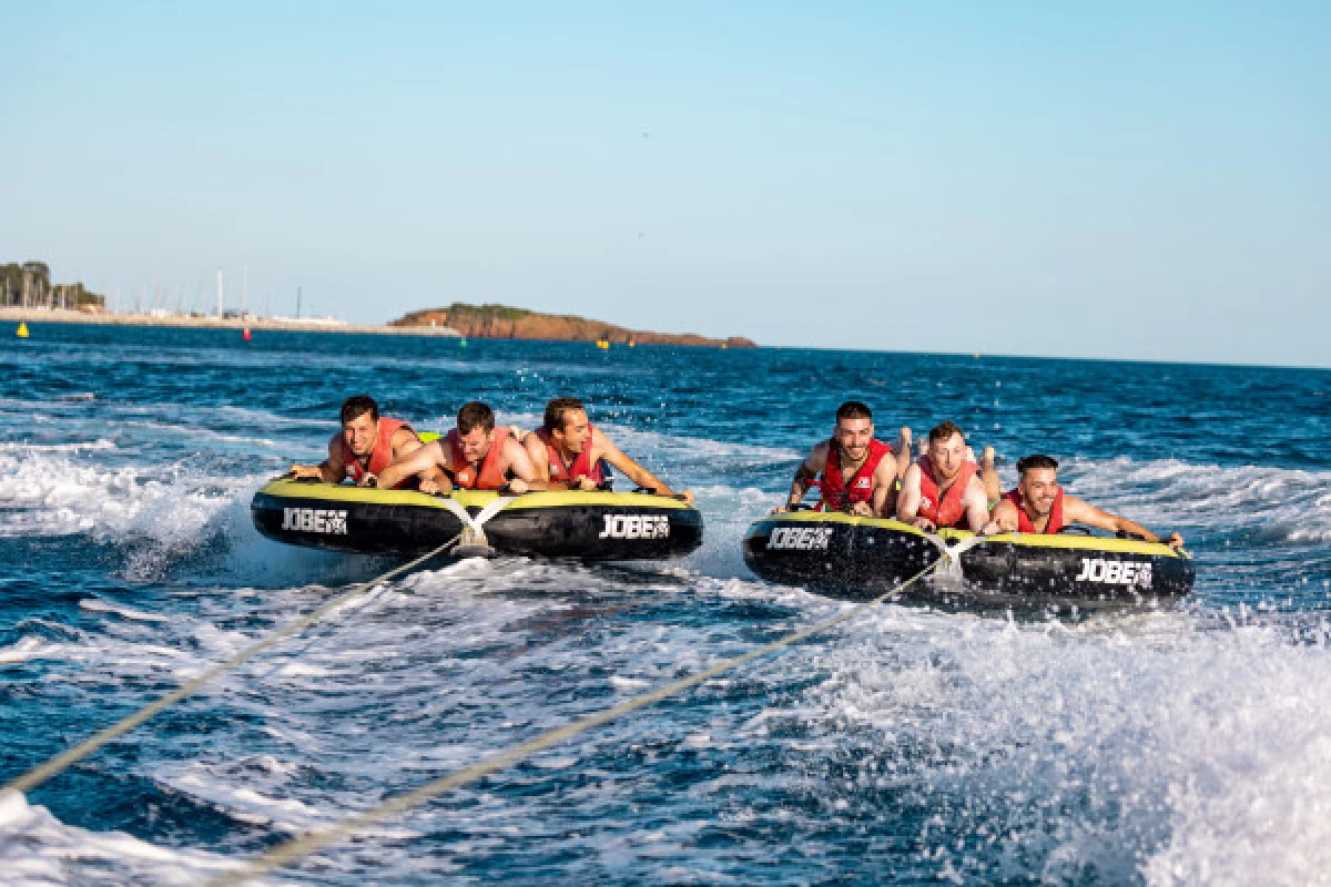 Jeux nautiques (Bouées, banane) - Saint Raphaël - PROMO - Expérience Côte d'Azur