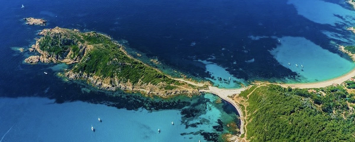 Journée Cap Taillat et les eaux turquoise - Départ Cavalaire - Expérience Côte d'Azur