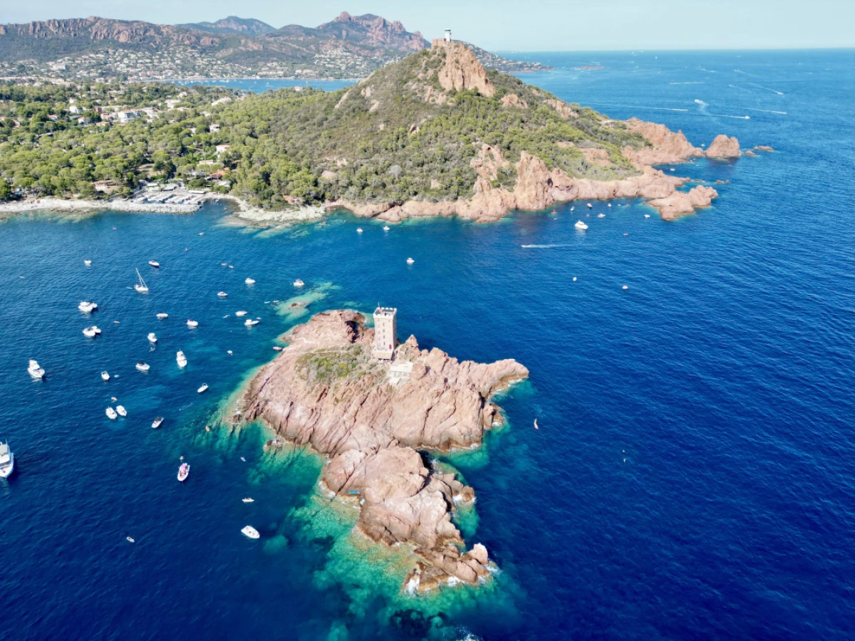 Journée Cap Taillat et les eaux turquoise - Départ Marines de Cogolin - Expérience Côte d'Azur