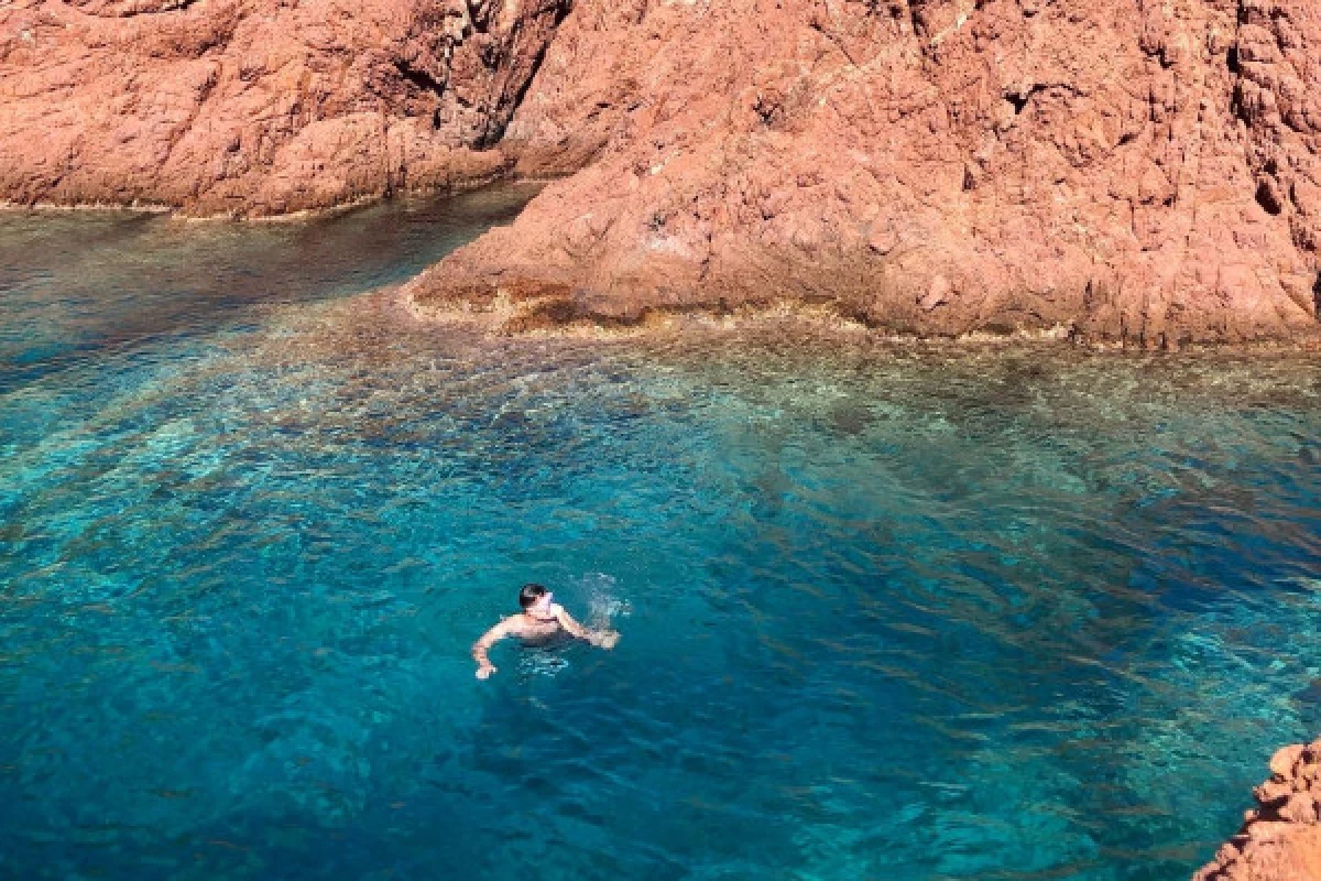 L'INOUBLIABLE : COMBO EXCURSION CALANQUES + SUNSET APÉRO - Expérience Côte d'Azur