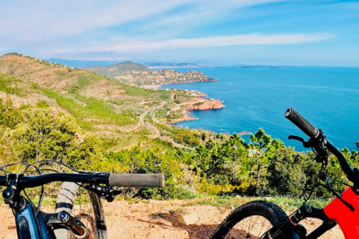 La plus belle route du monde en vtt électrique - Excursion accompagnée - Expérience Côte d'Azur