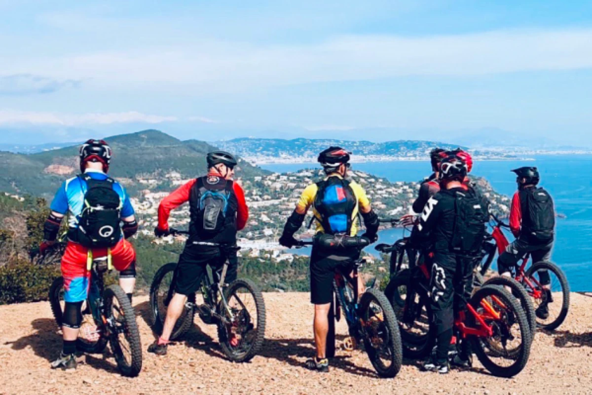 La plus belle route du monde en vtt électrique - Excursion accompagnée - Expérience Côte d'Azur