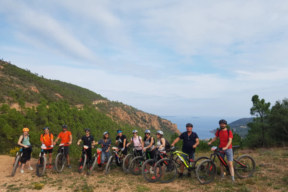 La plus belle route du monde en vtt électrique - Excursion accompagnée - Expérience Côte d'Azur