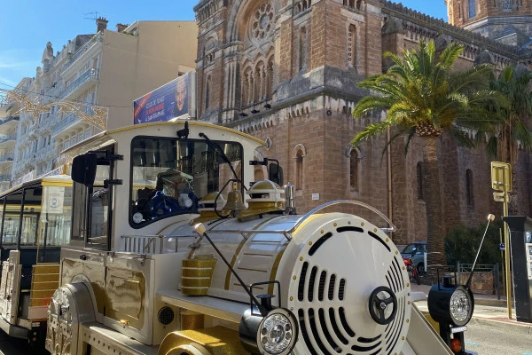 Petit train touristique de Saint Raphaël - visite commenté de 30 minutes - Expérience Côte d'Azur