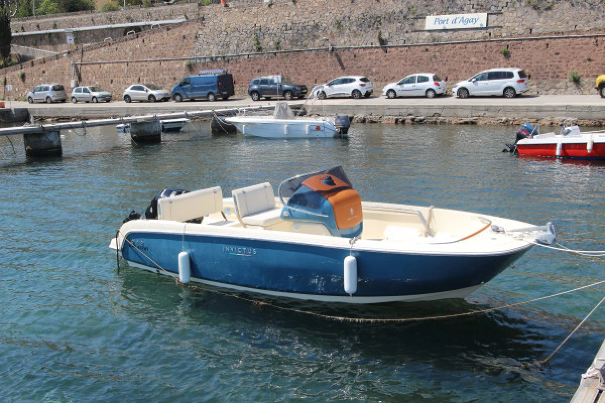 Location bateau - Invictus 200FX (150CV) - Agay - Expérience Côte d'Azur