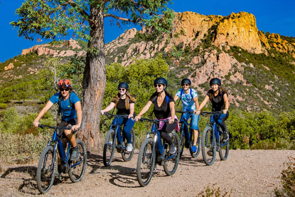 Location VTT électrique dans l'Estérel -Agay - Expérience Côte d'Azur