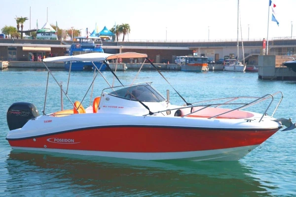 Location bateau avec permis à Saint Raphaël - 8 personnes - Expérience Côte d'Azur