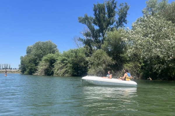 Location bateau électrique sans permis - Fréjus - Expérience Côte d'Azur