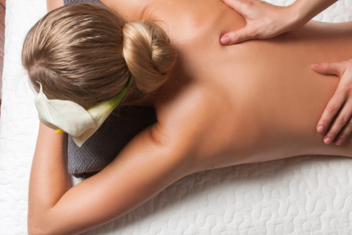 Massage californien relaxant - Expérience Côte d'Azur