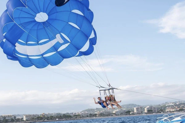 Parachute ascensionnel - Cannes la Bocca - Expérience Côte d'Azur