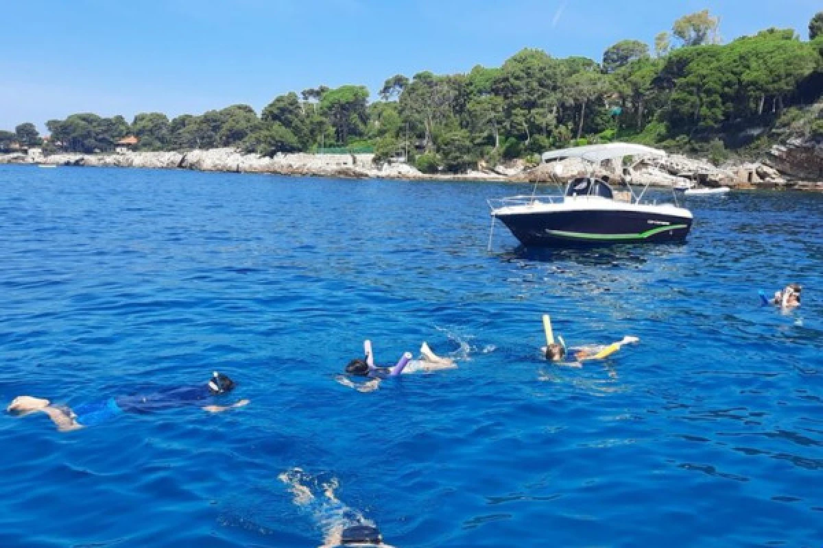 Sortie Privée - Apéro en Voilier-Sunset au Cap d’Antibes - Expérience Côte d'Azur