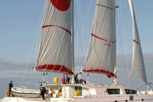 Privatisation maxi catamaran "Ataraxie" - Saint Raphaël - Expérience Côte d'Azur