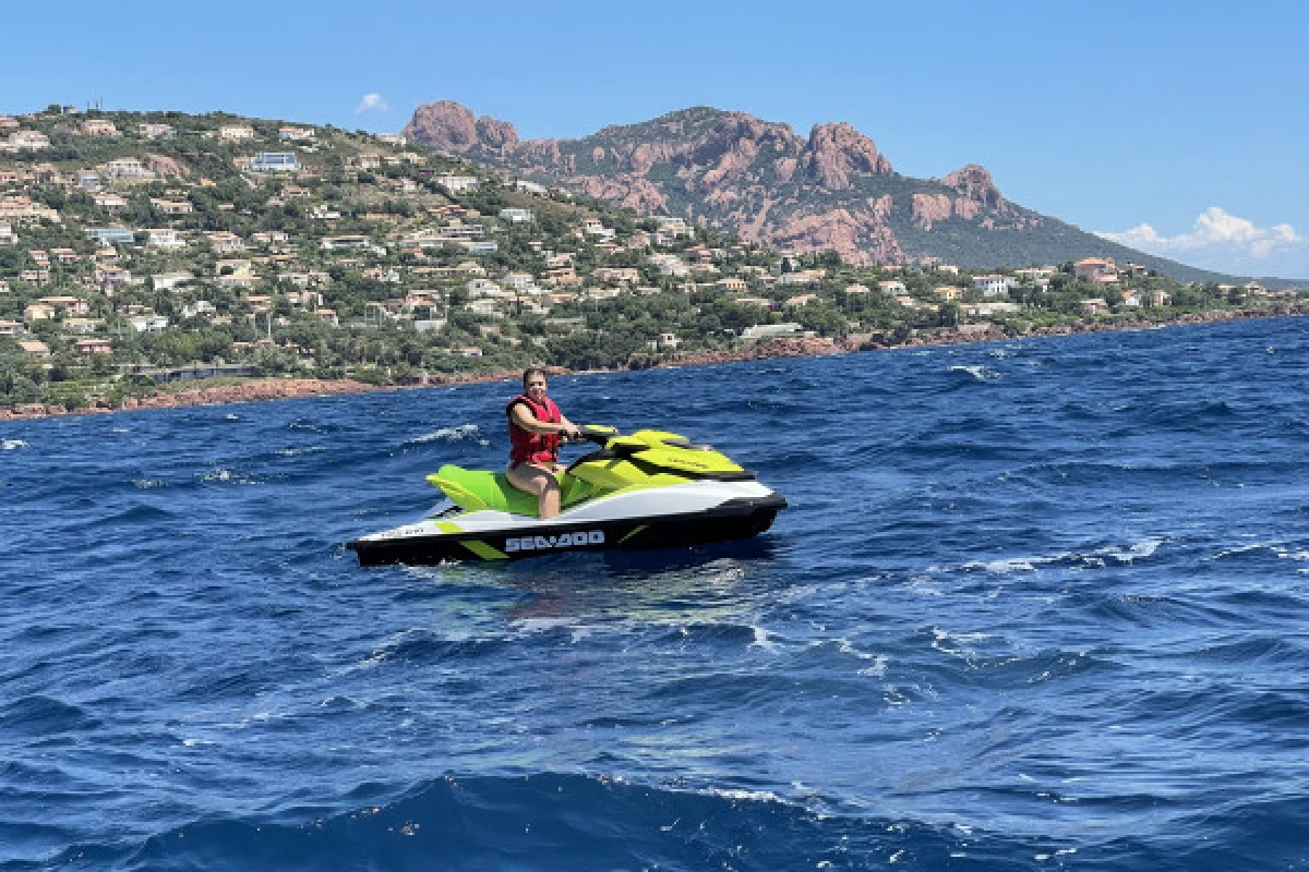 Randonnée en Jet Ski - Golfe de Saint Tropez 2h30 - Agay - Expérience Côte d'Azur