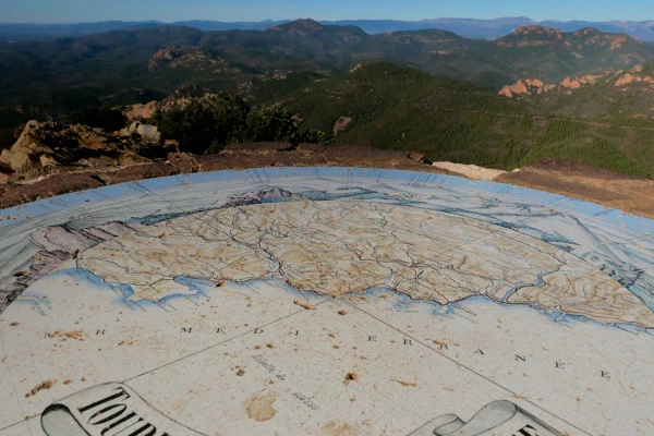 Randonnée - Esterel - sur les traces de St Honorat - Expérience Côte d'Azur