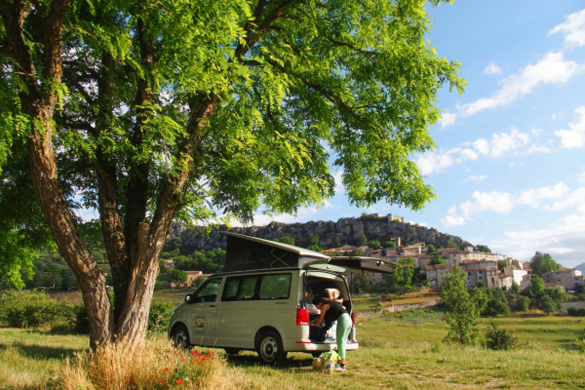 Séjour Road trip insolite en Van tout confort - Expérience Côte d'Azur