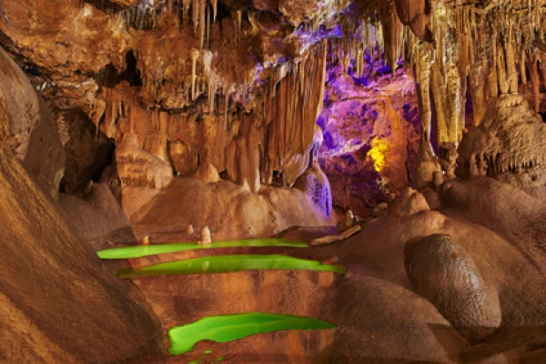 Grotte de la baume obscure - visite son et lumières - Expérience Côte d'Azur