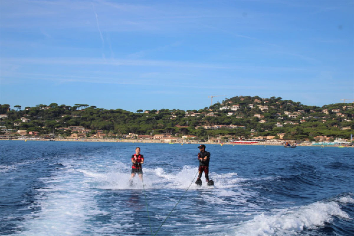 Ski nautique/wakeboard - plage de la Nartelle PROMO - Expérience Côte d'Azur