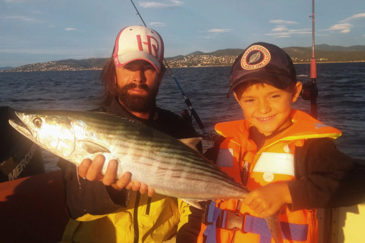 Sortie en mer- pêche côtière à Fréjus - Expérience Côte d'Azur