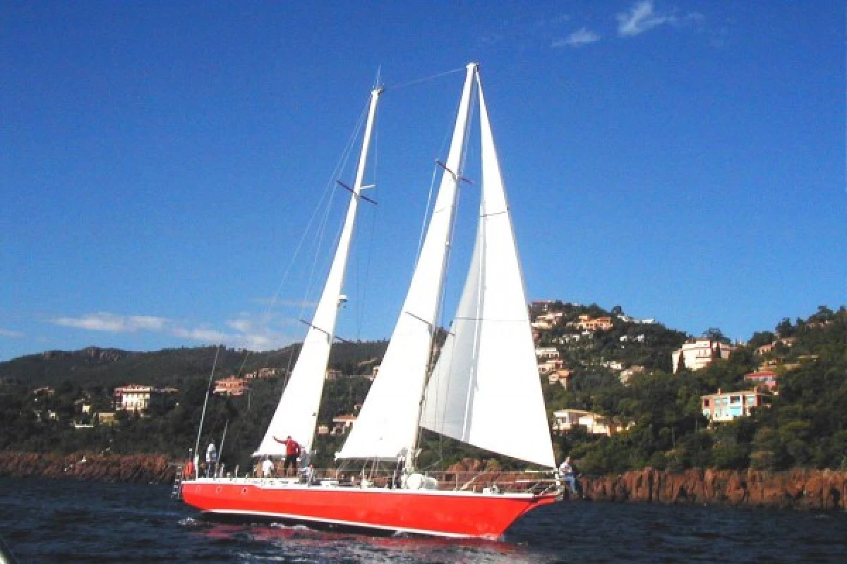 Sortie Voilier 1/2 journée - La Brigante - Expérience Côte d'Azur