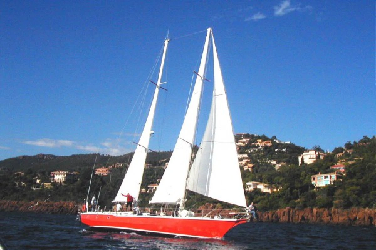 Sortie en Voilier - coucher de soleil - Expérience Côte d'Azur