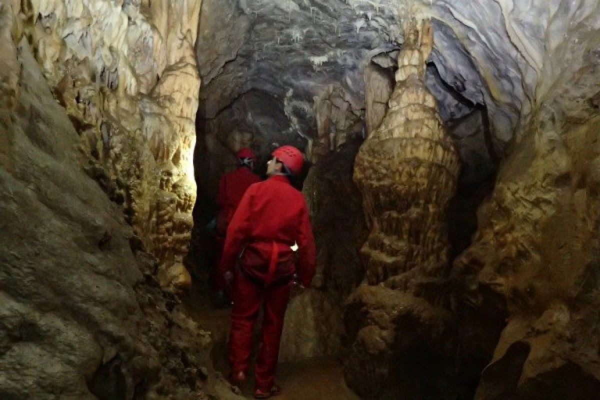 Spéléologie - Grotte de la Mescla - Expérience Côte d'Azur